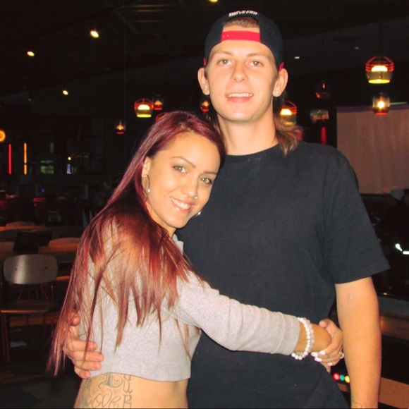 Meet your Posher, Mariah - Picture 2 of 6